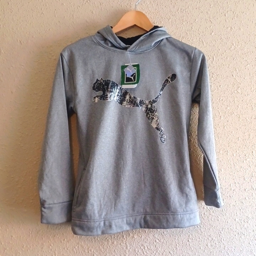 PUMA Sweater.